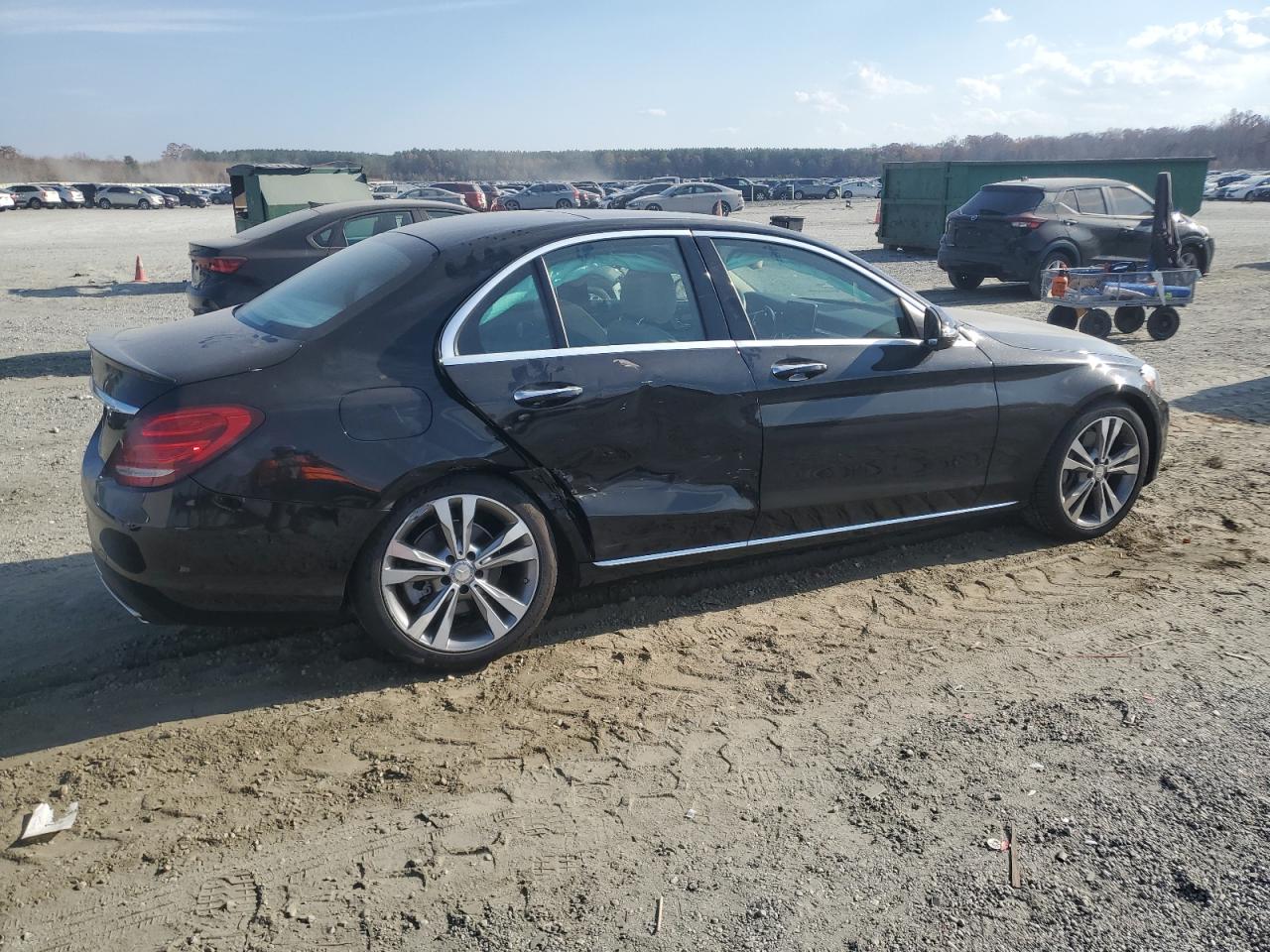 Mercedes-Benz C-Class 300 Image 5