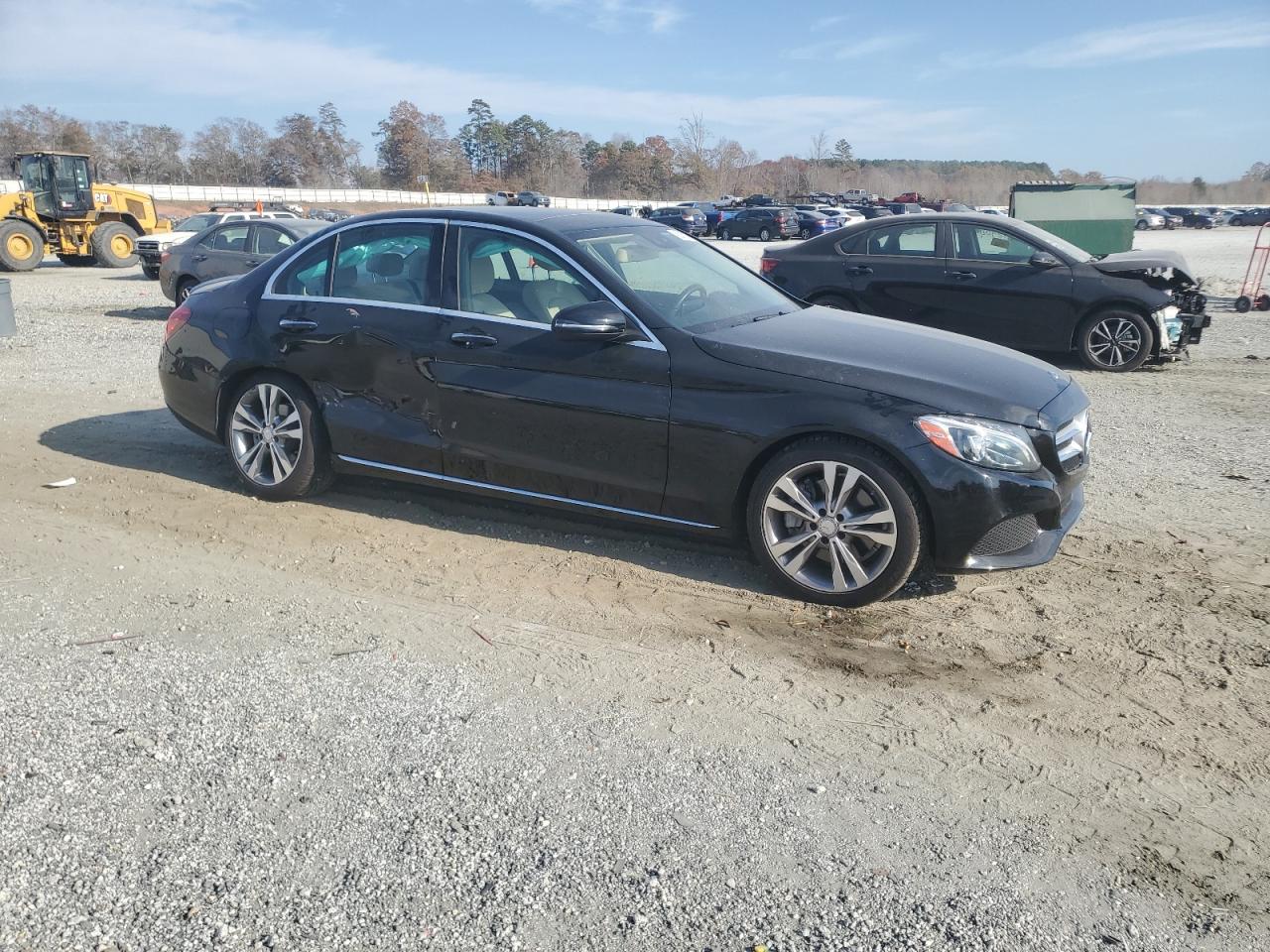 Mercedes-Benz C-Class 300 Image 9