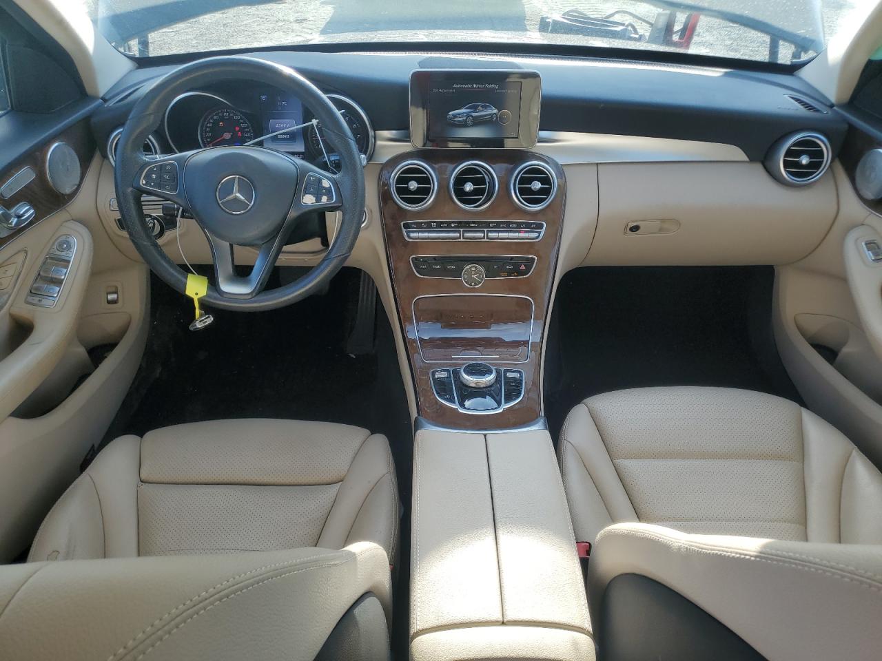 Mercedes-Benz C-Class 300 Image 10