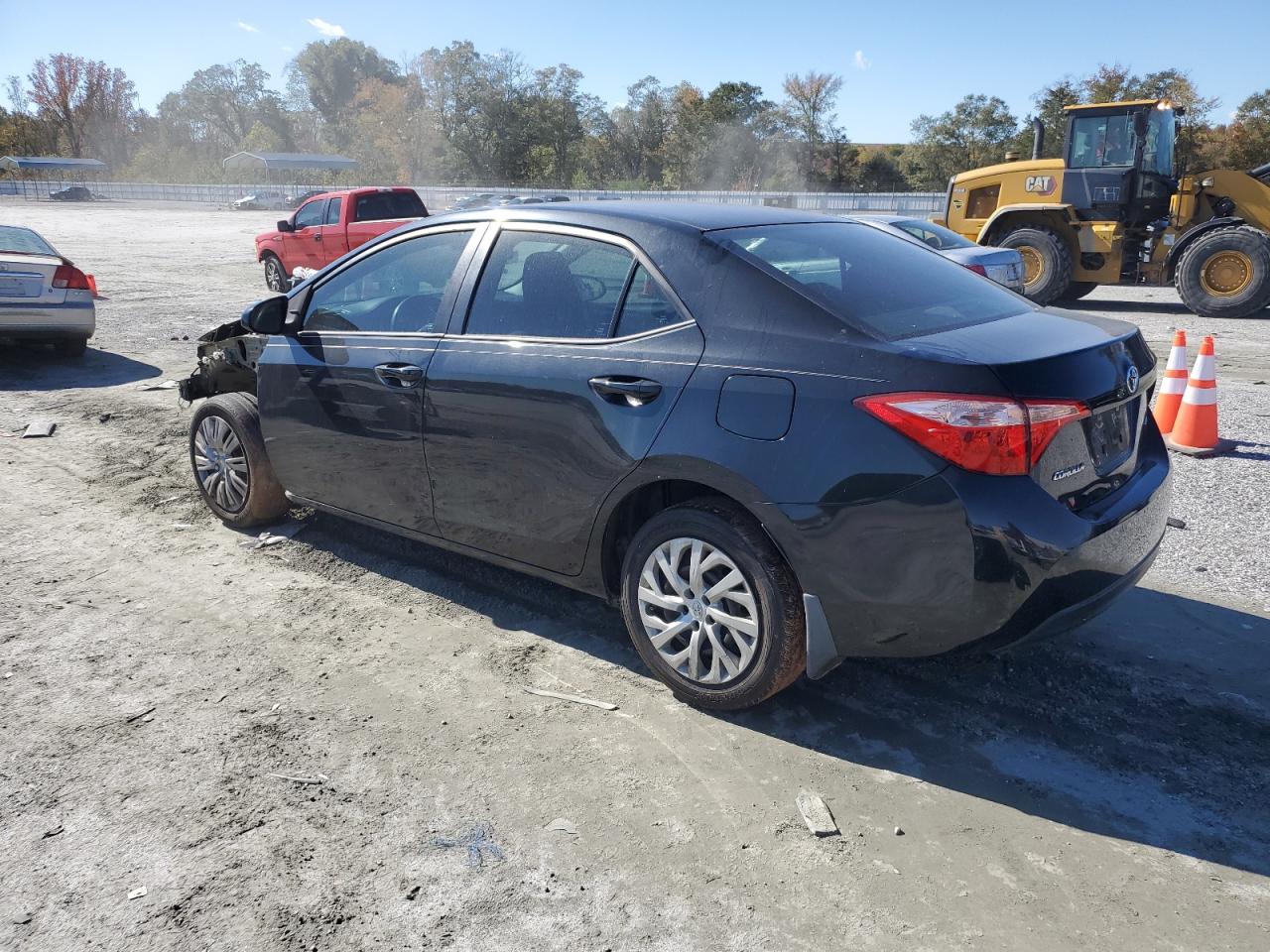 Toyota Corolla L Image 2