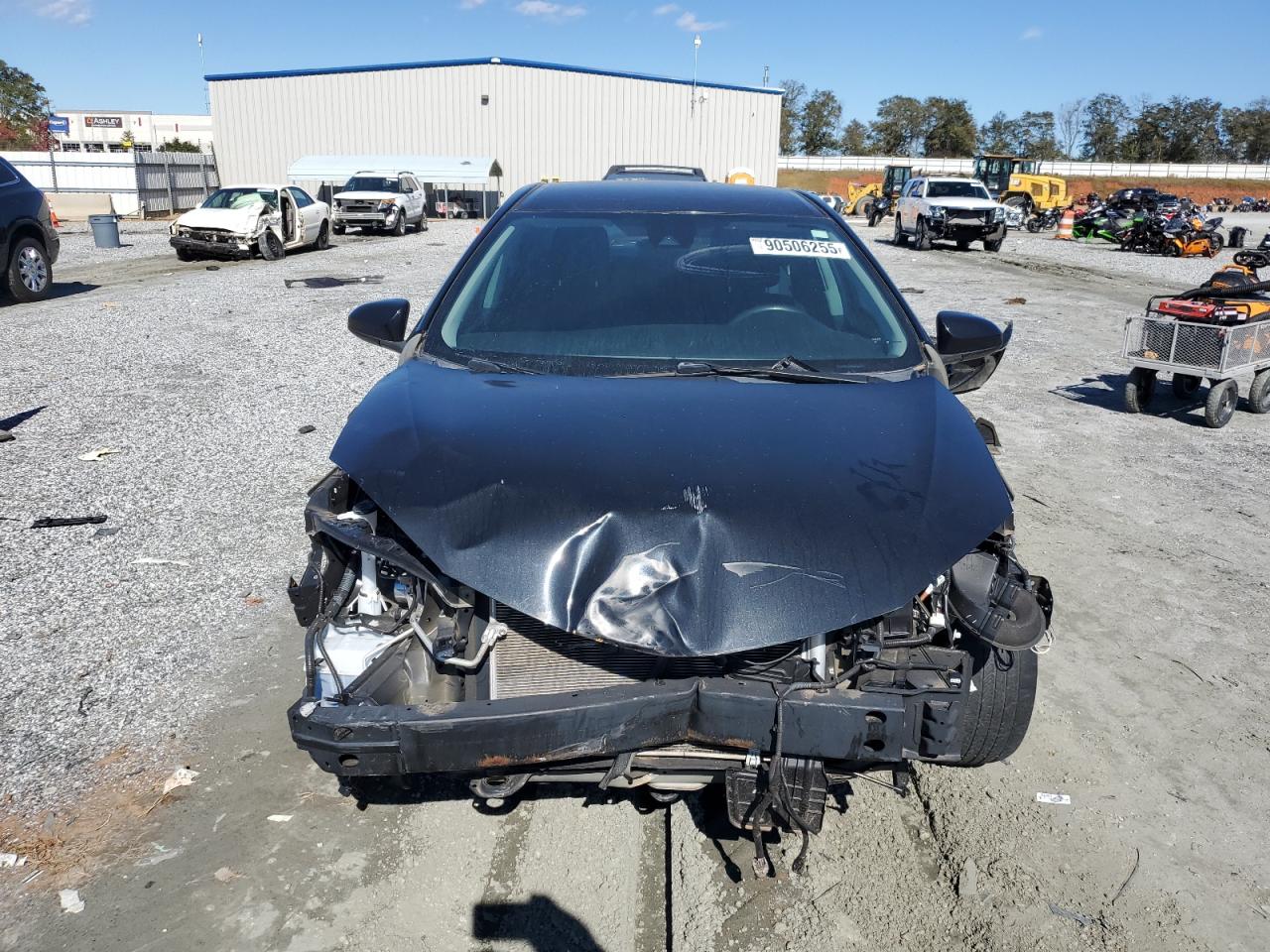 Toyota Corolla L Image 12