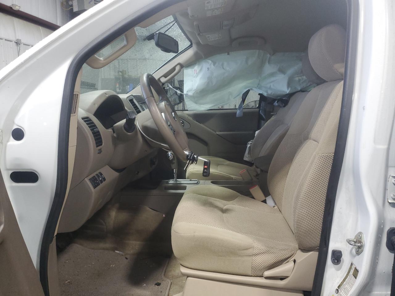 Nissan Frontier S Image 5