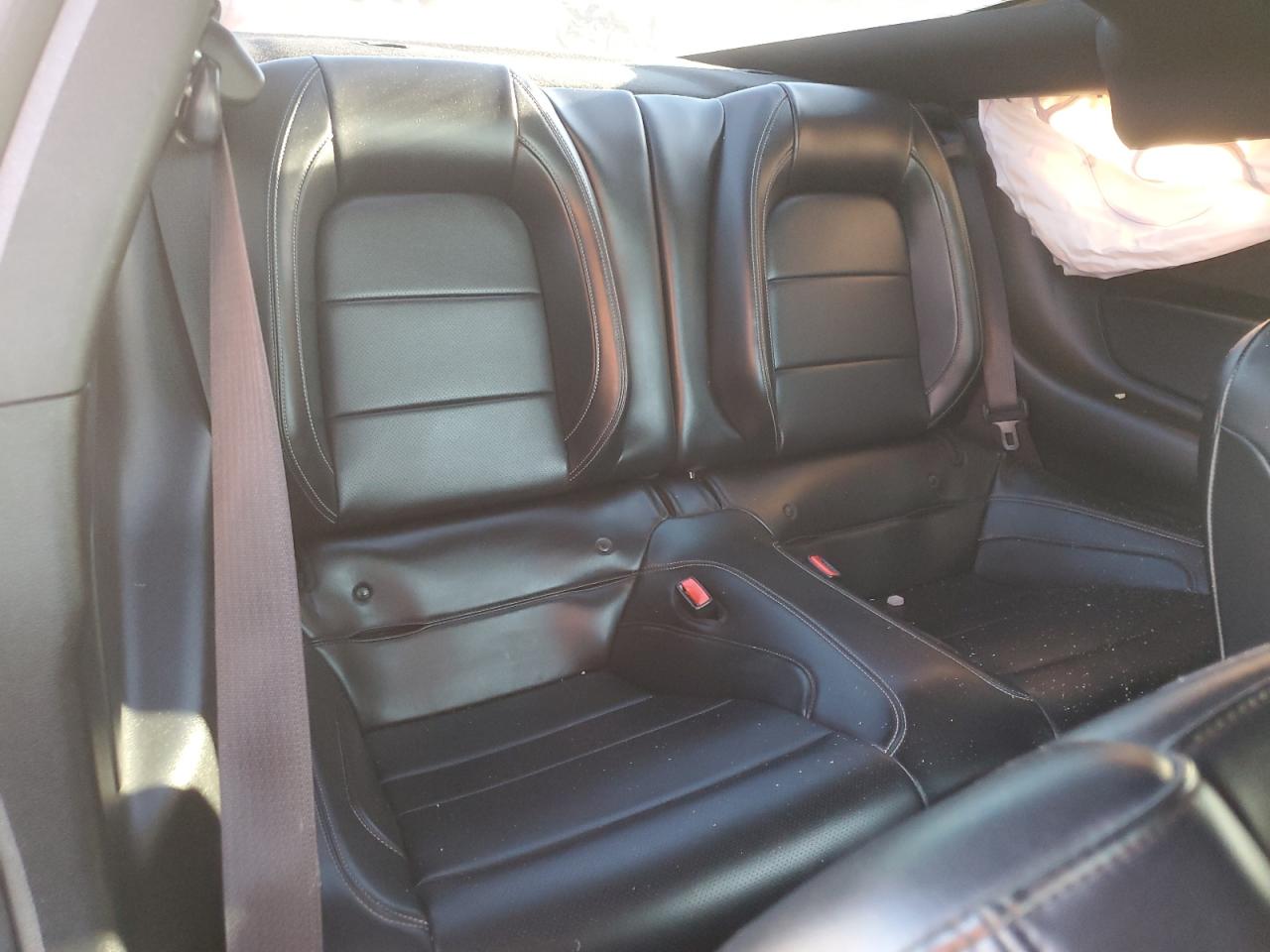 Ford Mustang Gt Image 9