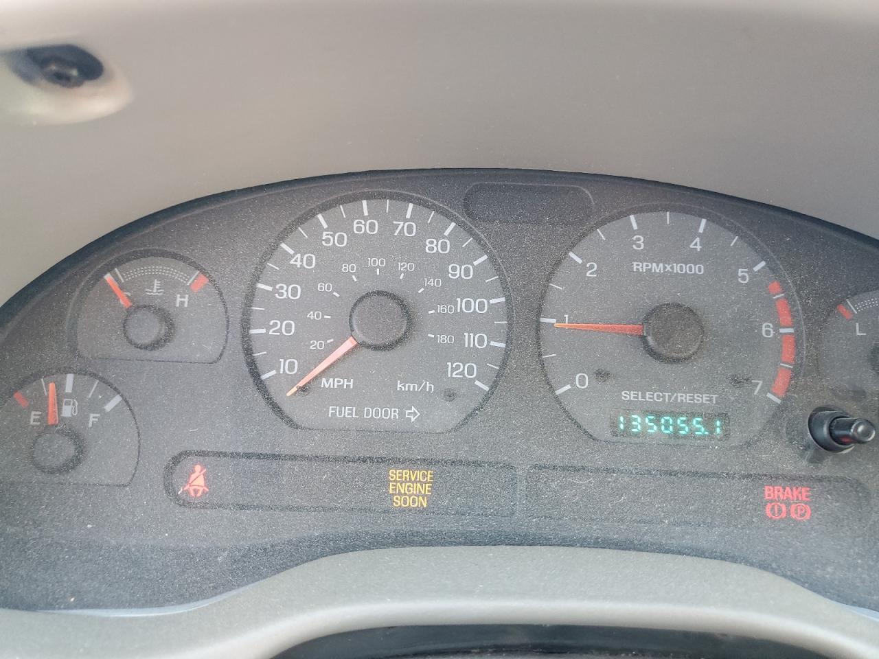 Ford Mustang Image 8