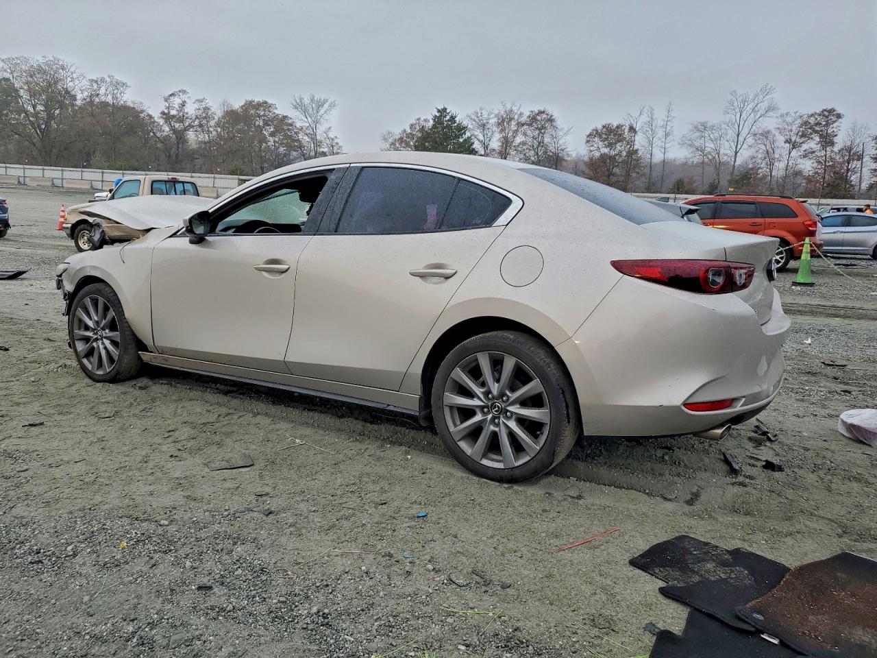 Mazda 3 Preferred Image 3