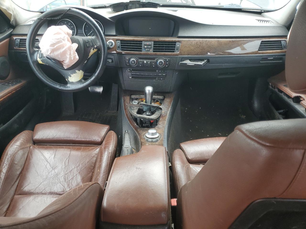 BMW 3 Series I Image 11