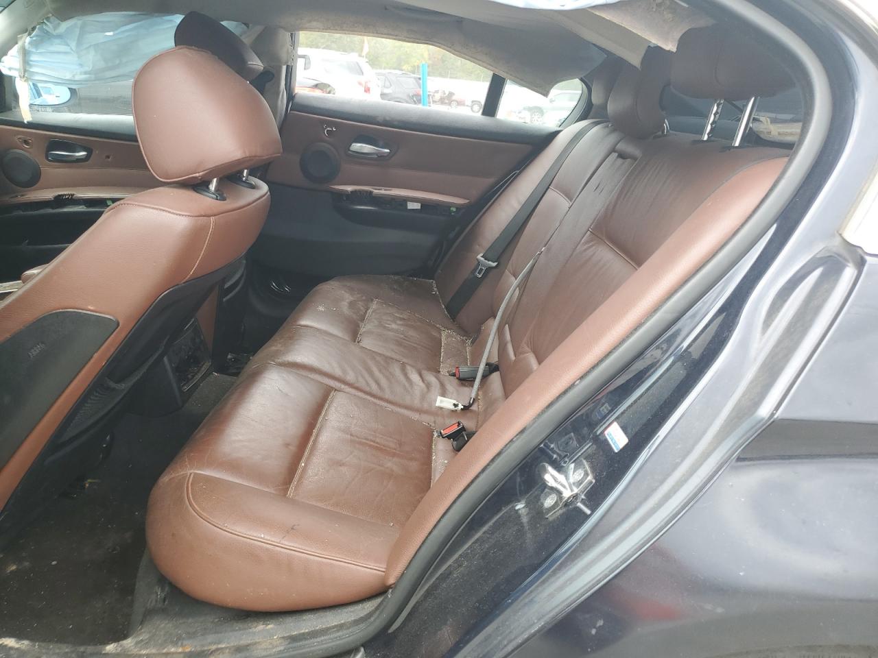 BMW 3 Series I Image 6