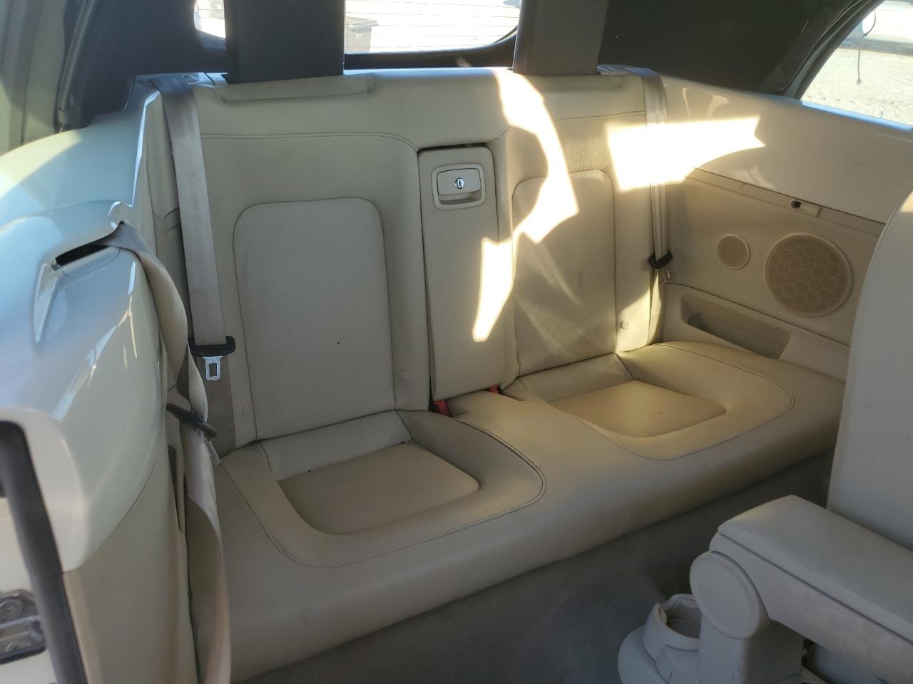 Volkswagen Beetle Convertible Option Package 1 Image 8