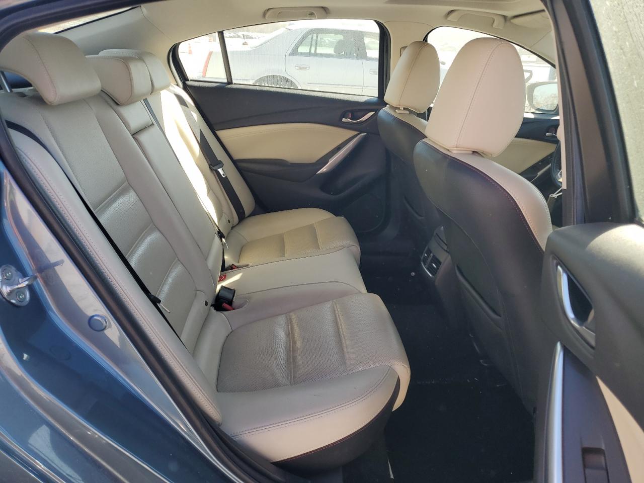 Mazda 6 Grand Touring Image 4