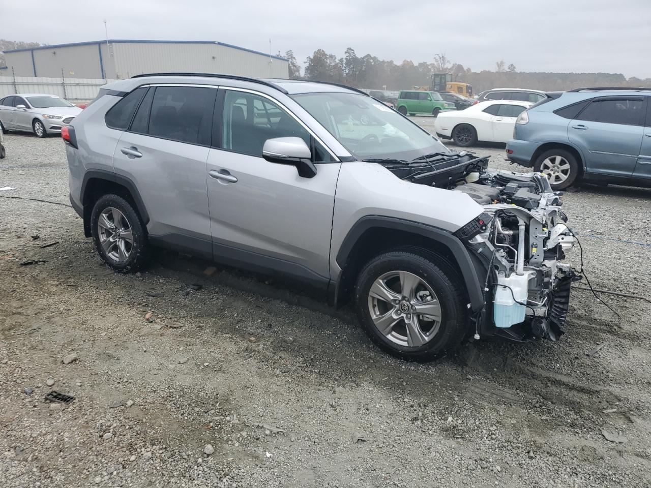 Toyota RAV4 Xle Image 8