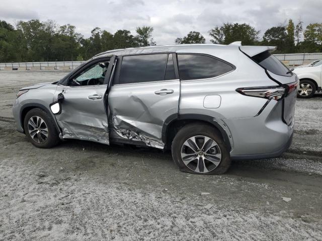 Toyota Highlander L Image 3