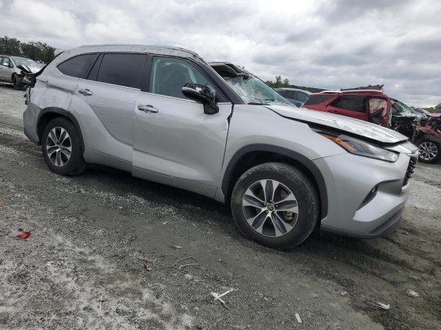 Toyota Highlander L Image 10