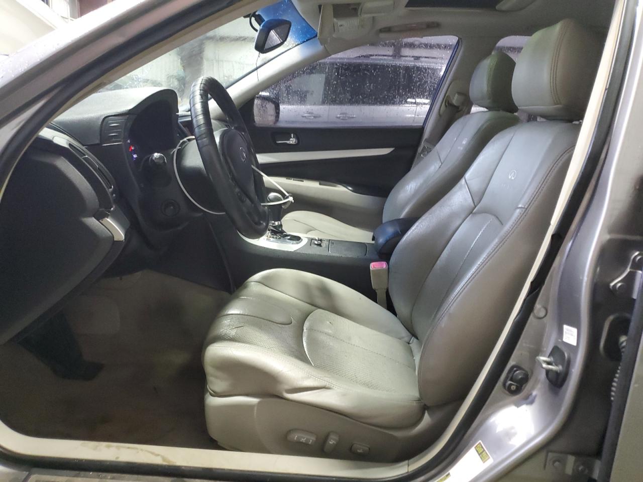 INFINITI G37 Base Image 4