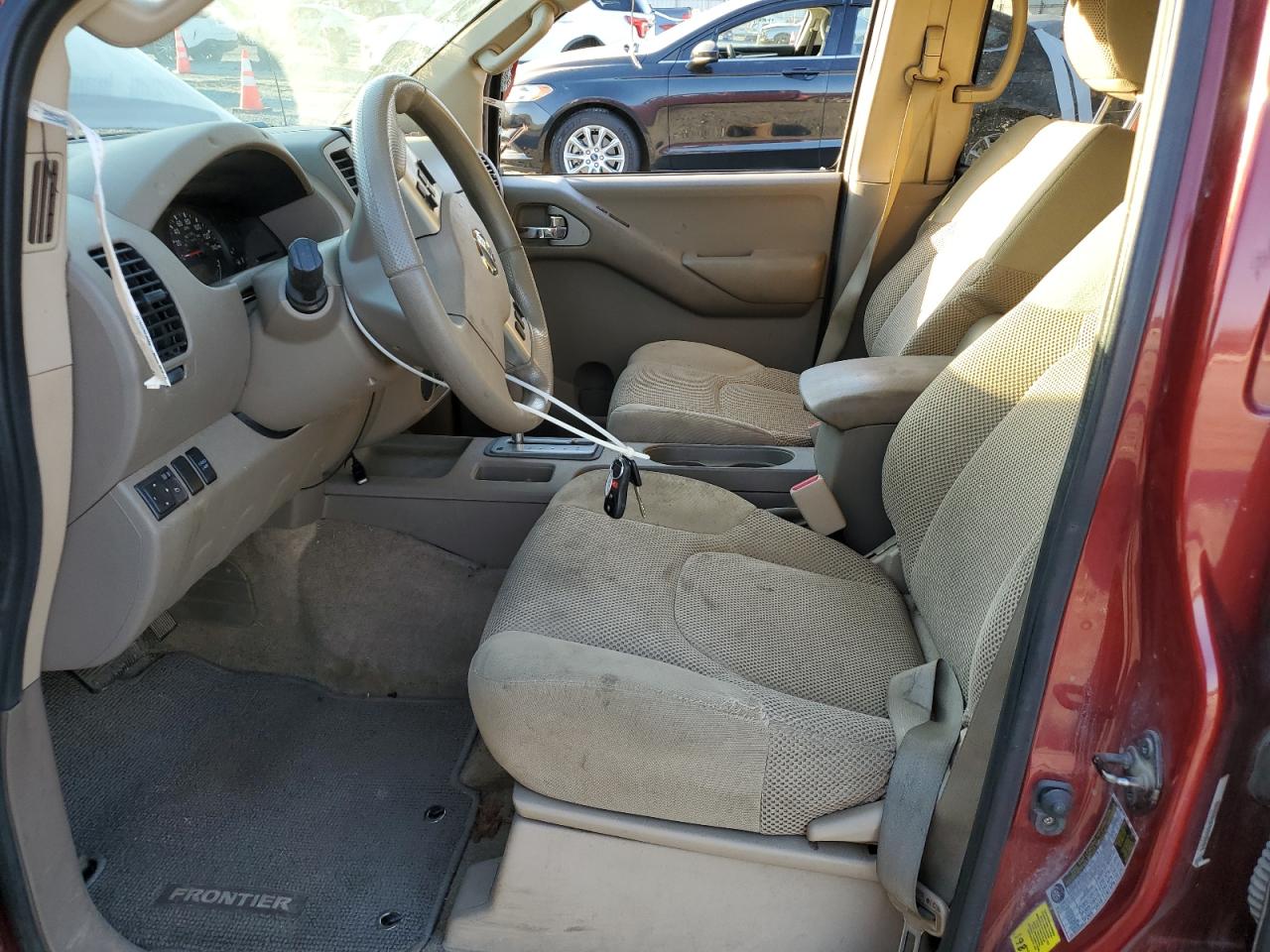 Nissan Frontier S Image 10