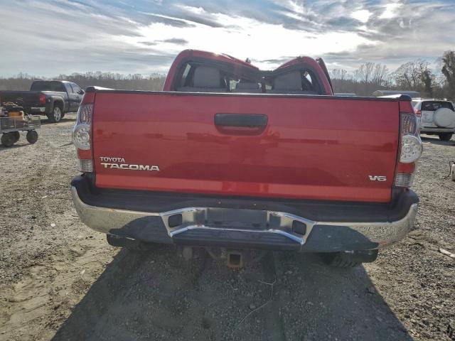 Toyota Tacoma Double Cab Image 5