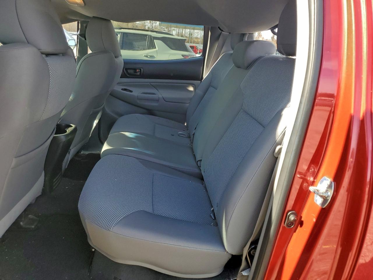 Toyota Tacoma Double Cab Image 6