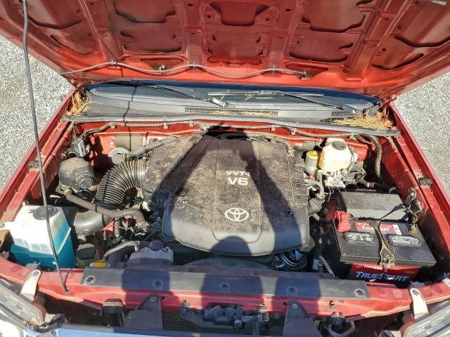 Toyota Tacoma Double Cab Image 8