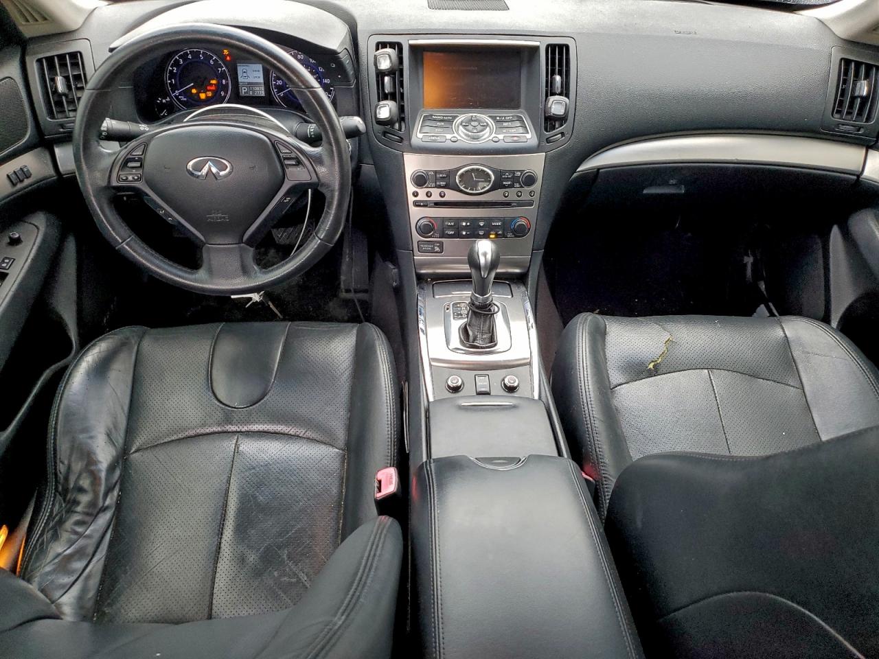 INFINITI G37 Image 9