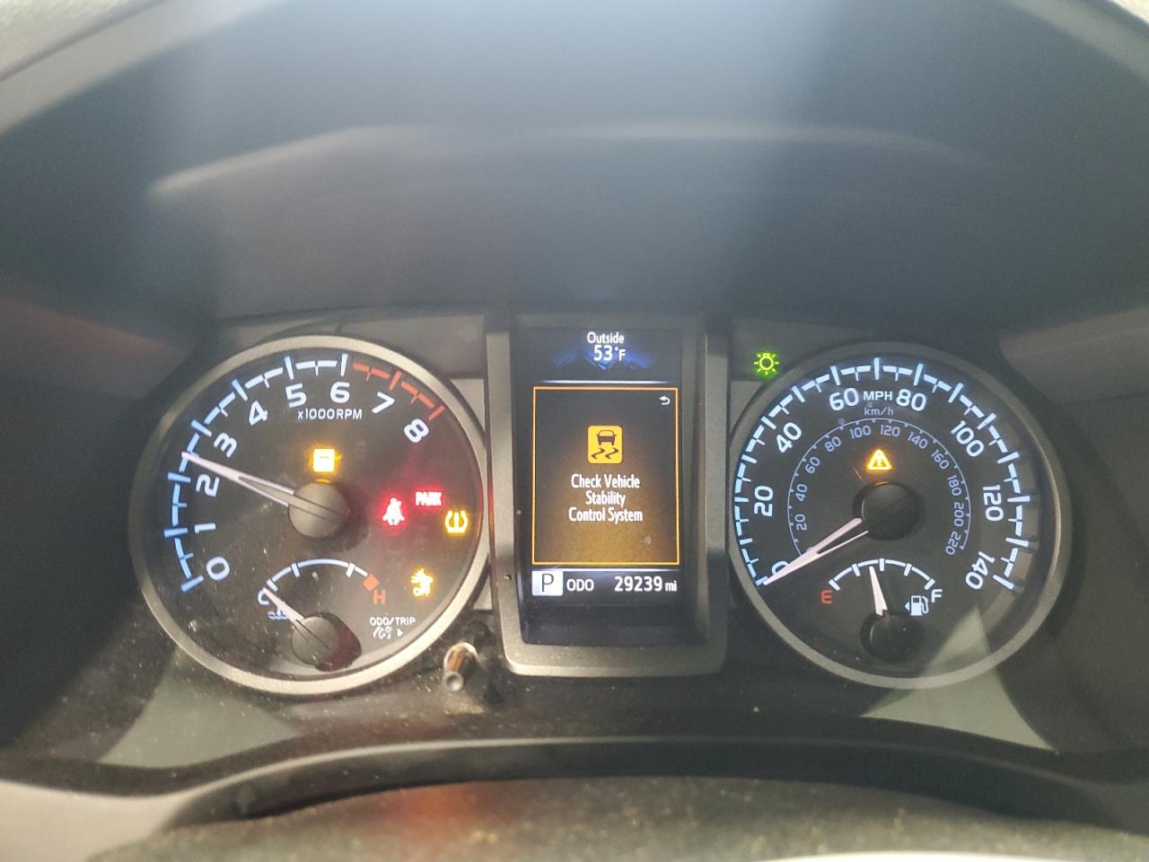 Toyota Tacoma Double Cab Image 11