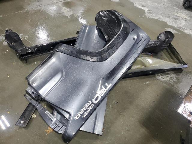 Toyota Tacoma Double Cab Image 9