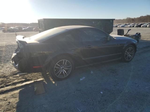 Ford Mustang Image 5