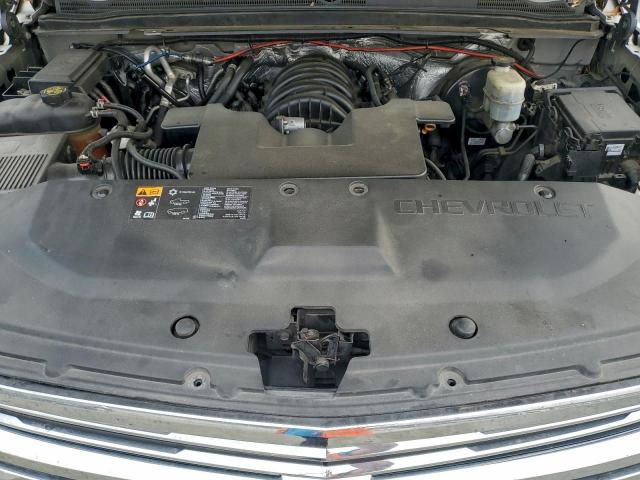 Chevrolet Suburban C1500 Ltz Image 12