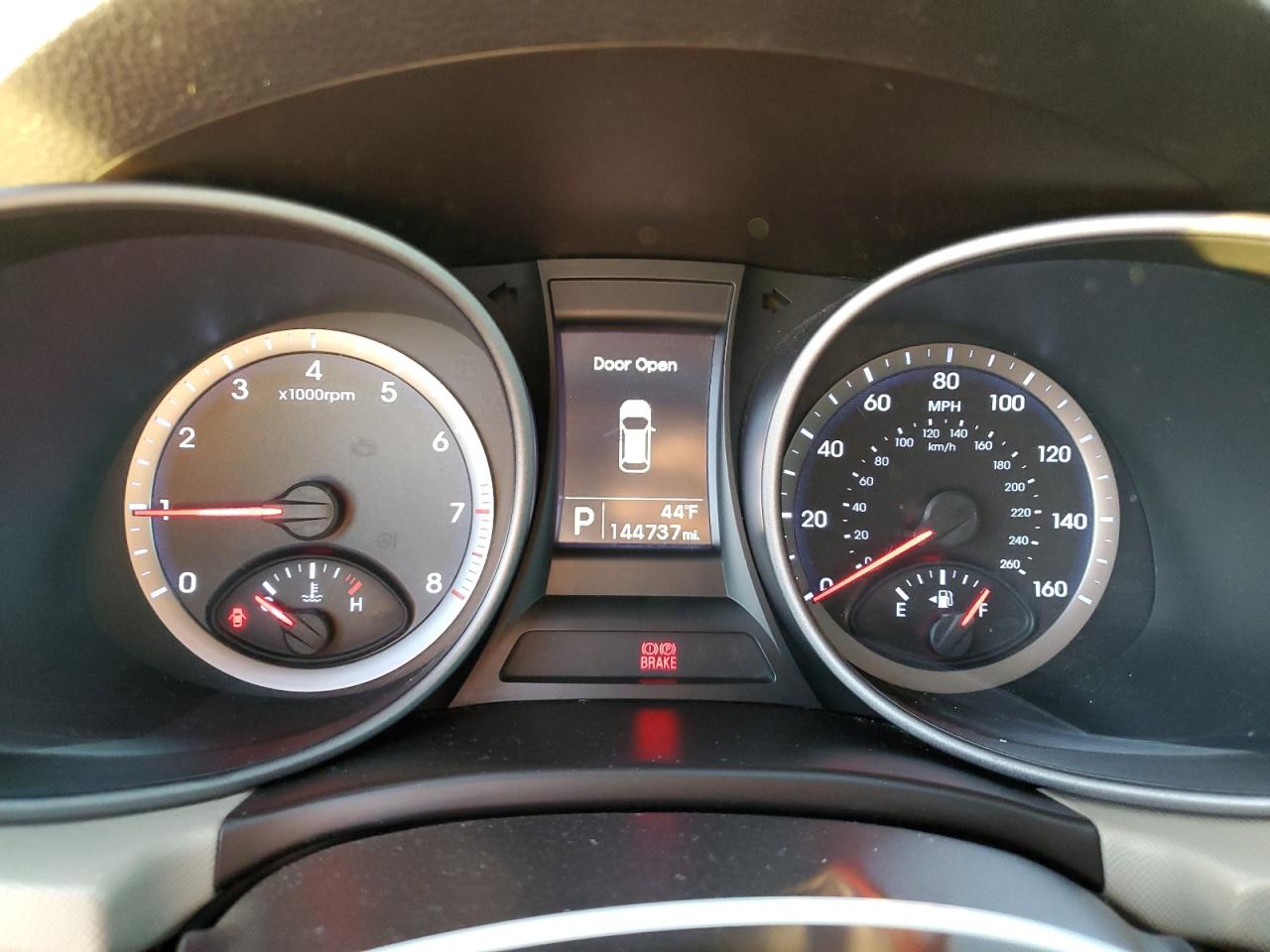 Hyundai SANTA FE Image 13