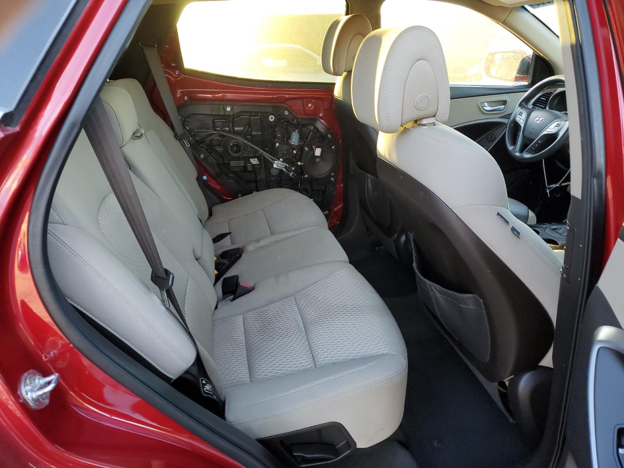 Hyundai SANTA FE Image 7