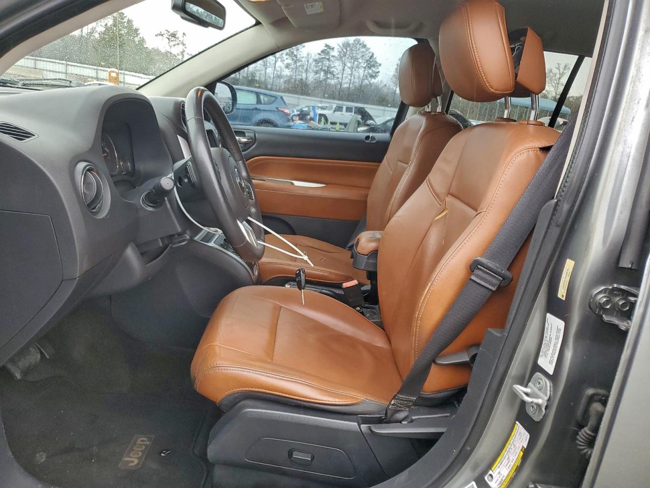 Jeep Compass Limited Image 8