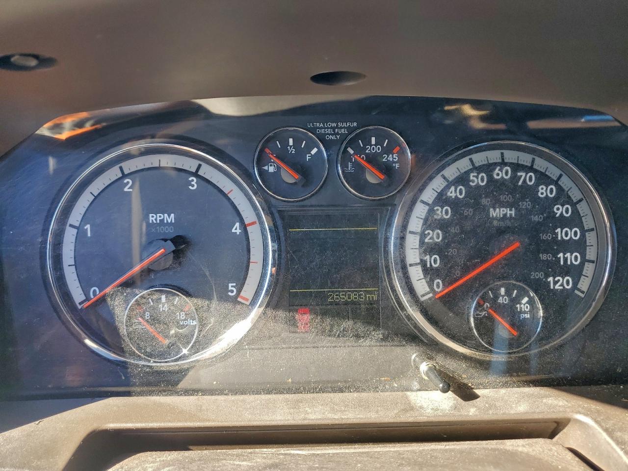 Dodge Ram 3500 Laramie Image 10