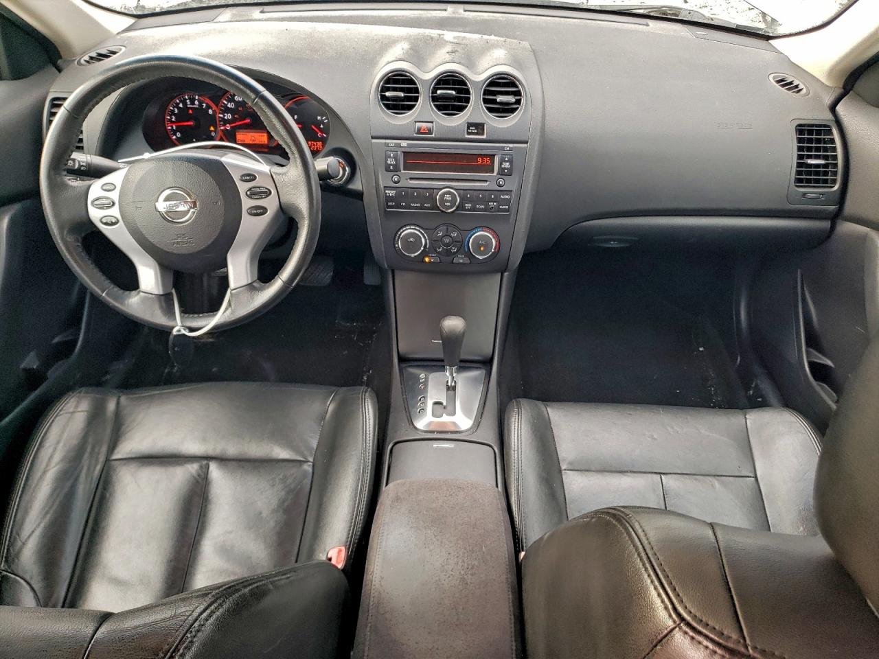 Nissan Altima 2.5 Image 12