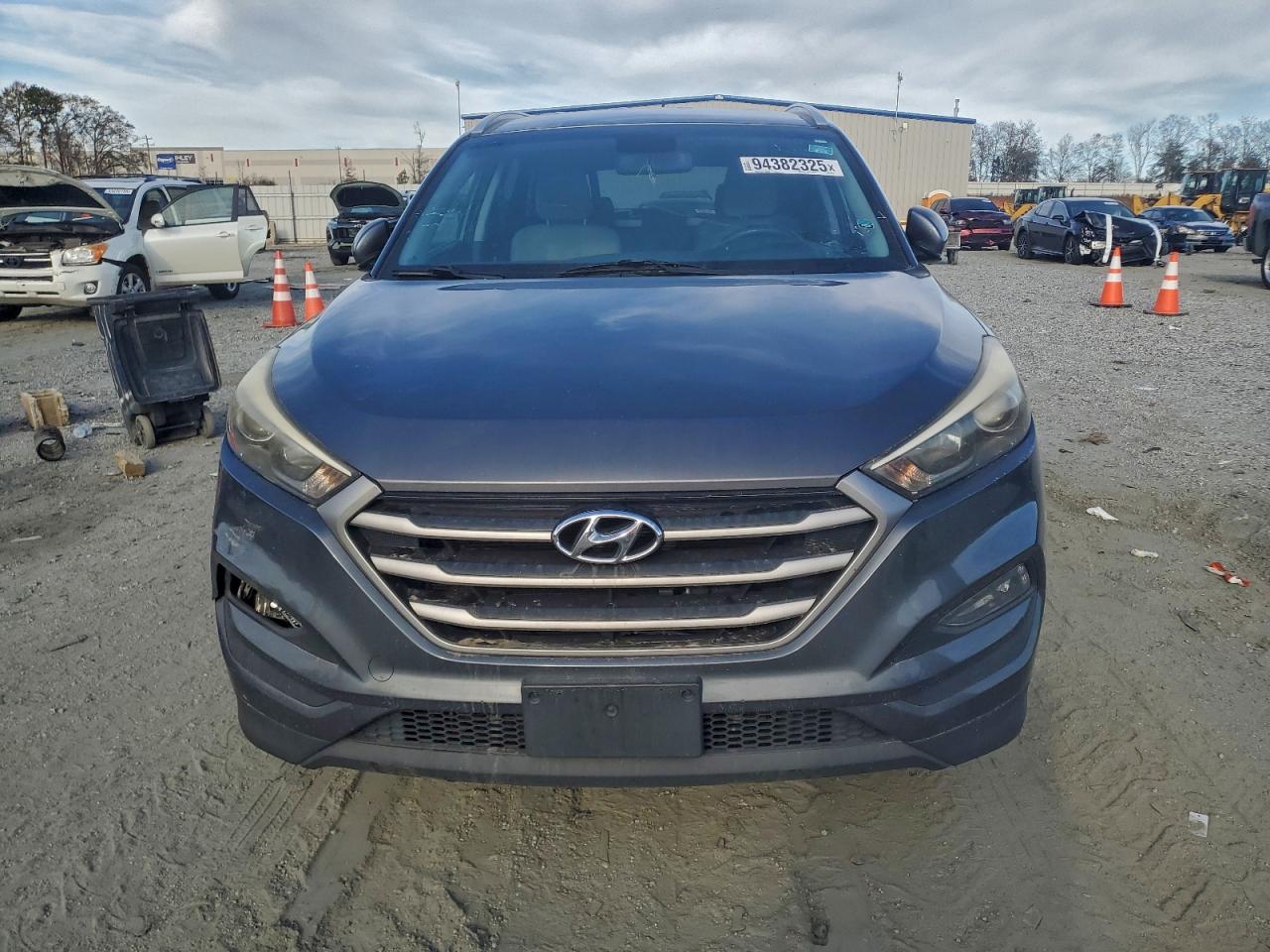 Hyundai TUCSON Limited Image 9