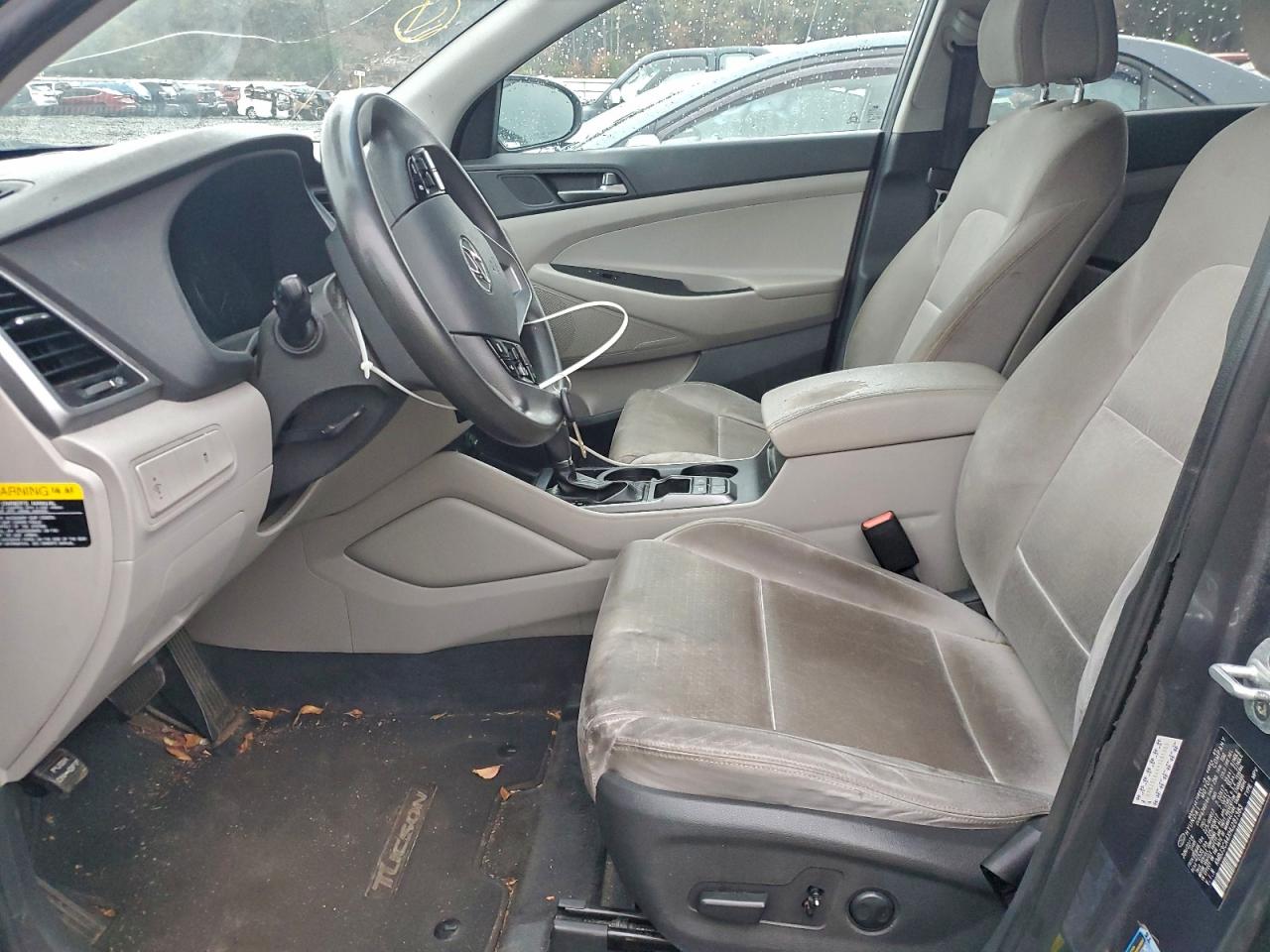 Hyundai TUCSON Limited Image 7