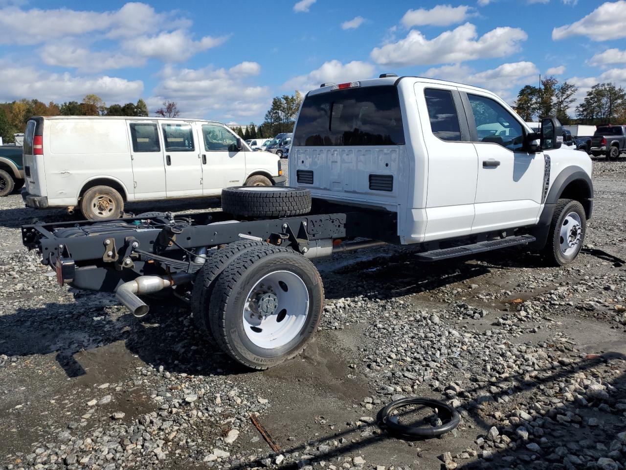 Ford F-450 Super Duty Image 5