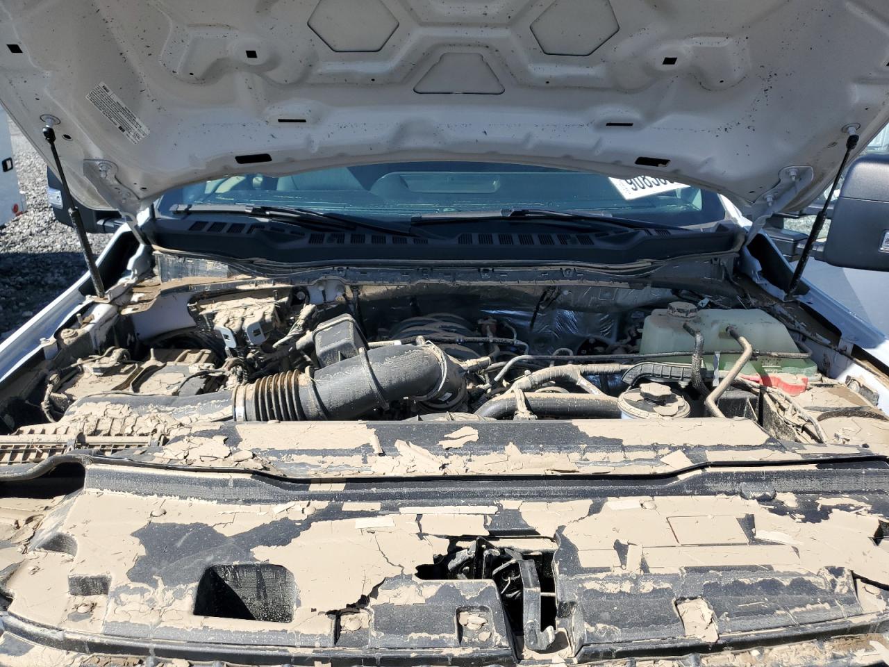 Ford F-450 Super Duty Image 8