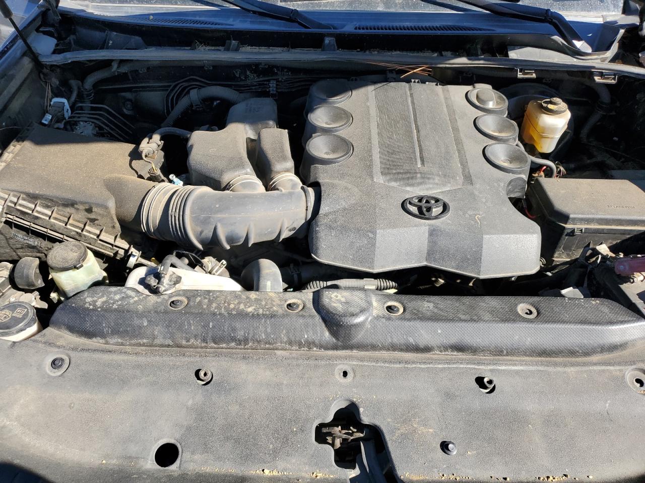 Toyota 4Runner Sr5 Image 11