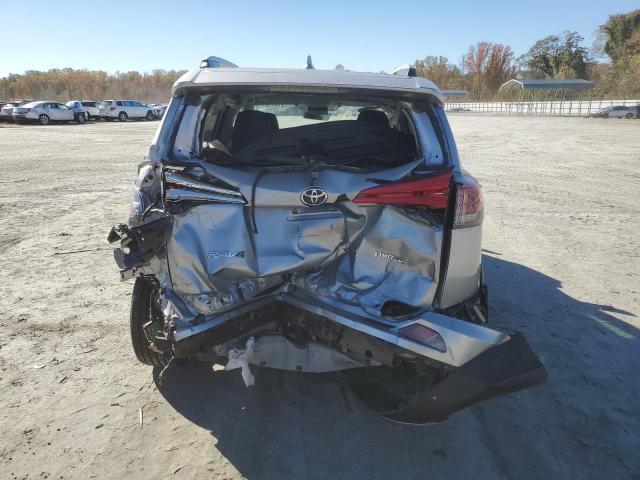 Toyota RAV4 Limited Image 9