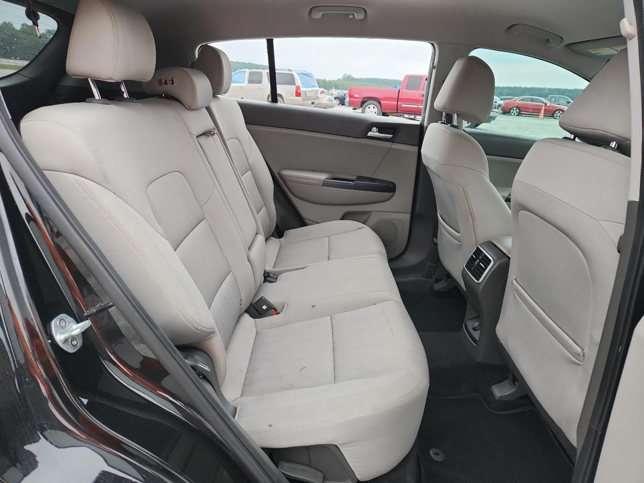 Kia Sportage Lx Image 11