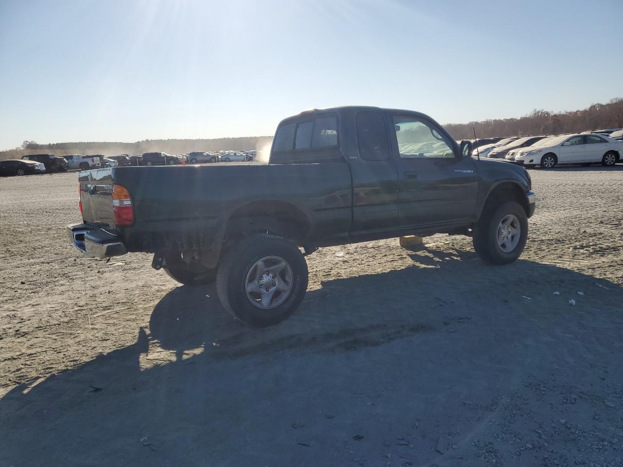 Toyota Tacoma Xtracab Image 3