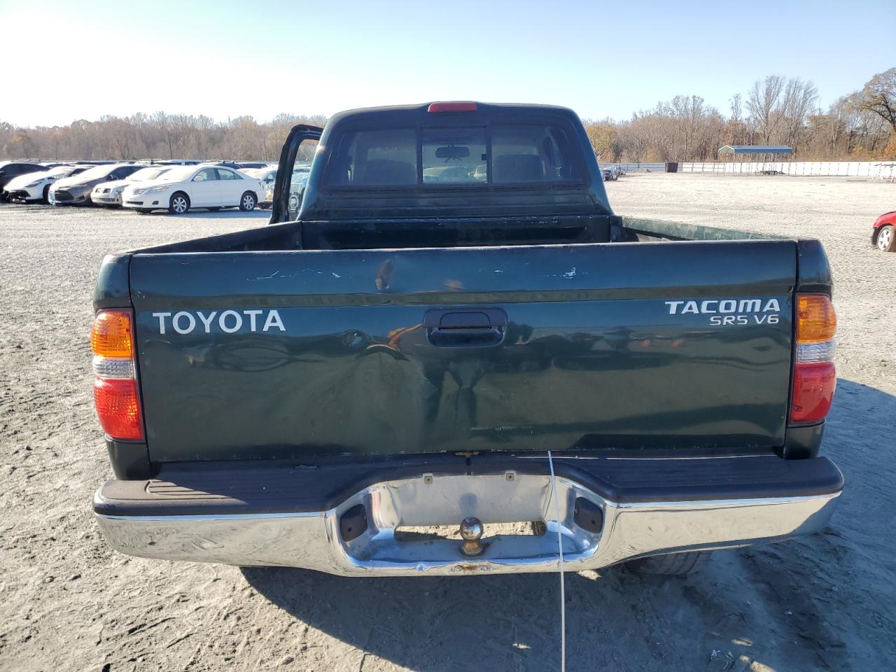 Toyota Tacoma Xtracab Image 11