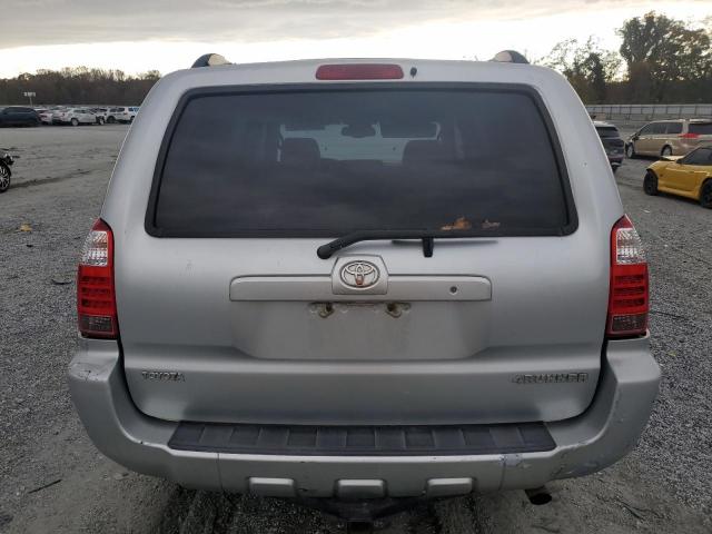 Toyota 4Runner Limited Image 7