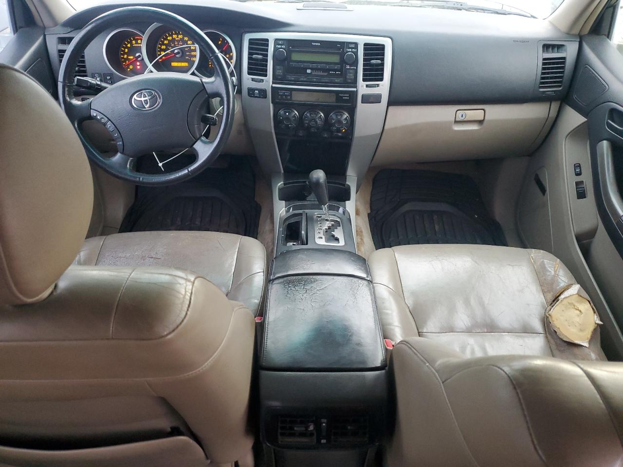 Toyota 4Runner Limited Image 6