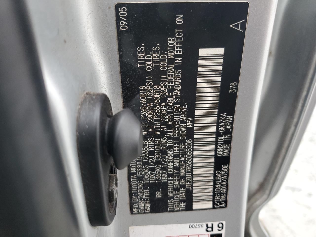 Toyota 4Runner Limited Image 12