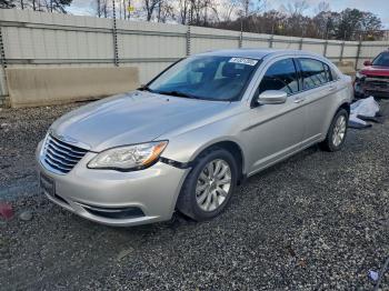  Salvage Chrysler 200
