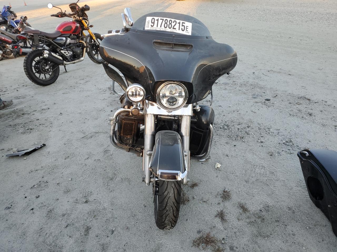 Harley-Davidson Fl Ultra Limited Low Image 9