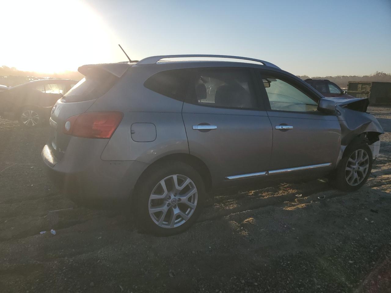 Nissan Rogue S Image 12