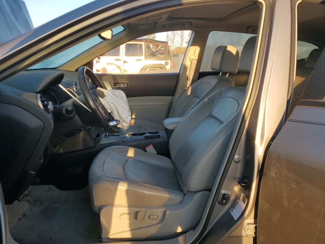 Nissan Rogue S Image 4