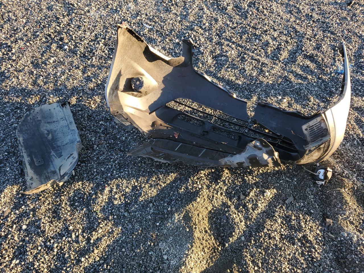 Nissan Rogue S Image 9