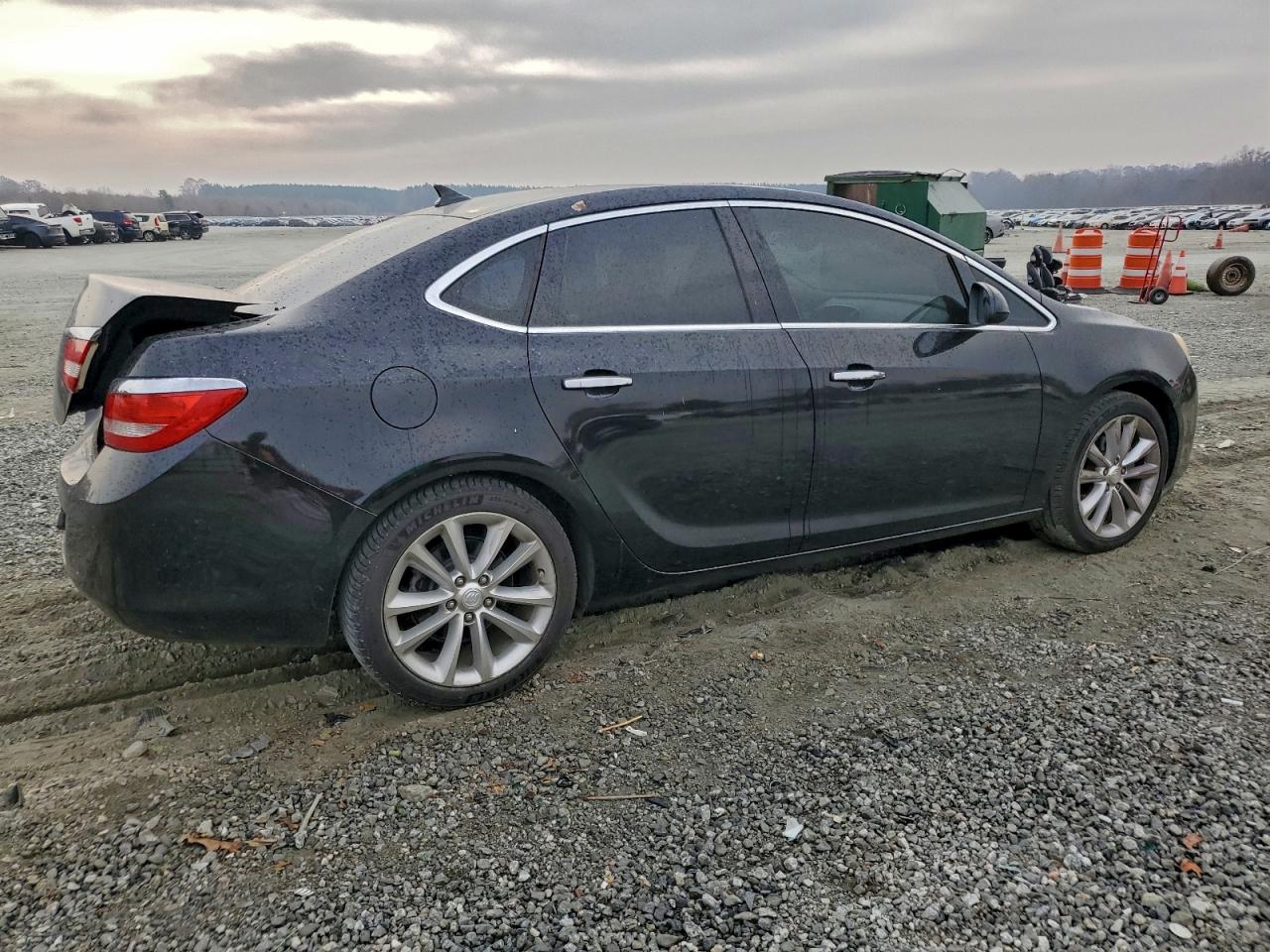 Buick Verano Convenience Image 3