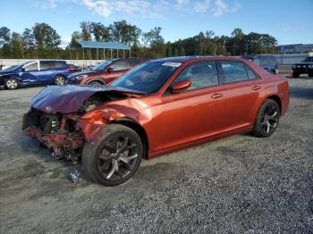  Salvage Chrysler 300